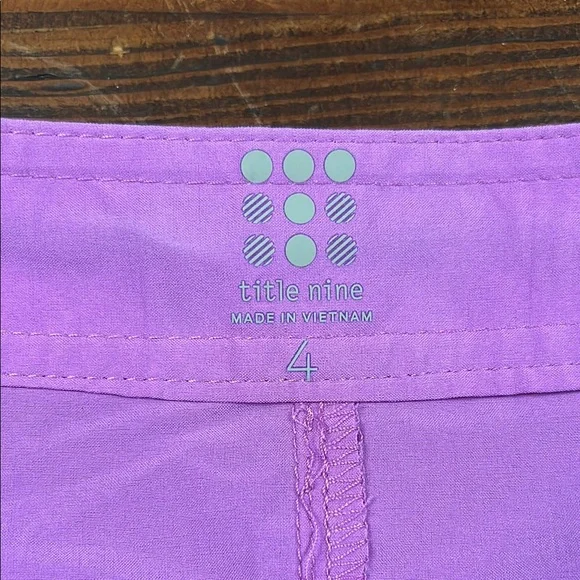 Title nine Purple Athletic Shorts size 4 Lightweight Performance - Picture 3 of 8